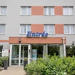 Kyriad Clermont-Ferrand-Sud - La Pardieu