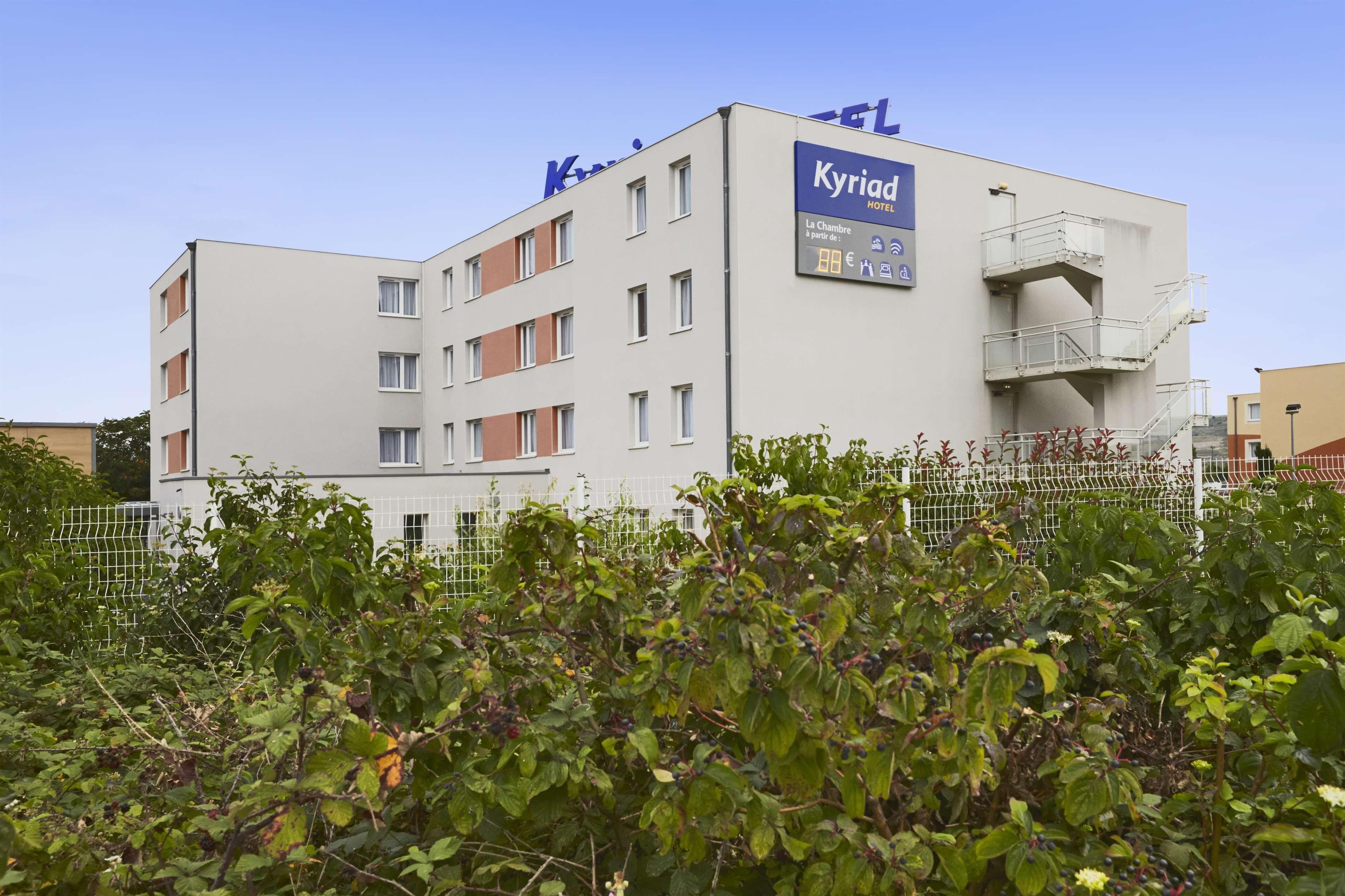 Hotel Kyriad Clermont-ferrand-sud - La Pardieu 3*